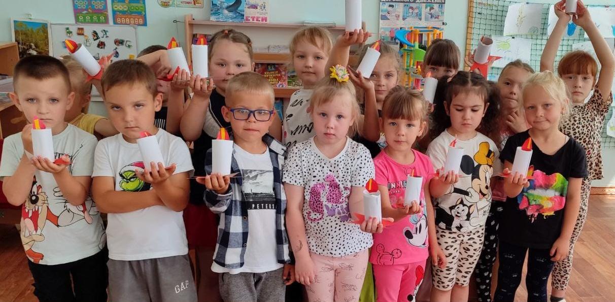 Юные казачата детского сада 29 с. Киевского Крымского района узнали о том, как началась Великая Отечественная война. 