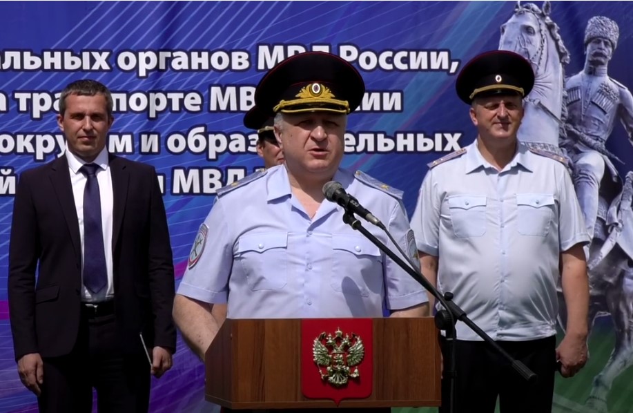 В Крымске стартовал чемпионат МВД России по мини-футболу.