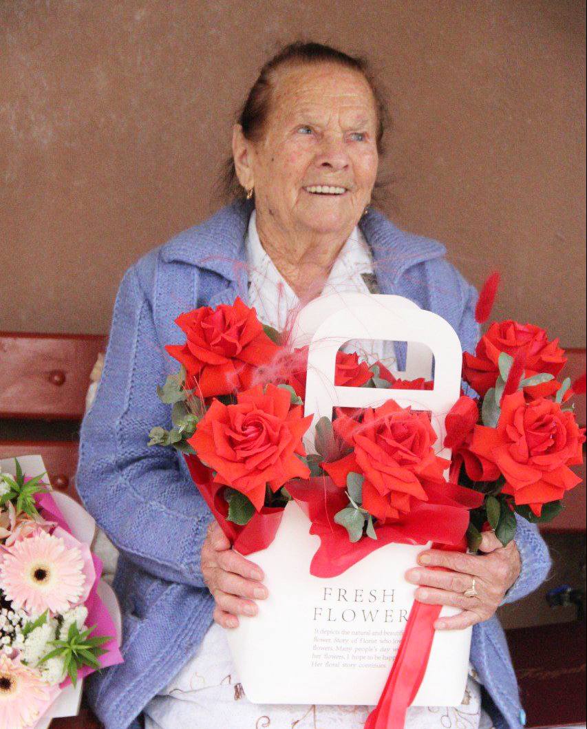 Сергей Лесь: Сегодня 100-летний юбилей у Анны  Алексеевны Астафуровой - вдовы полного кавалера Ордена Славы Константина Алексеевича Астафурова.
