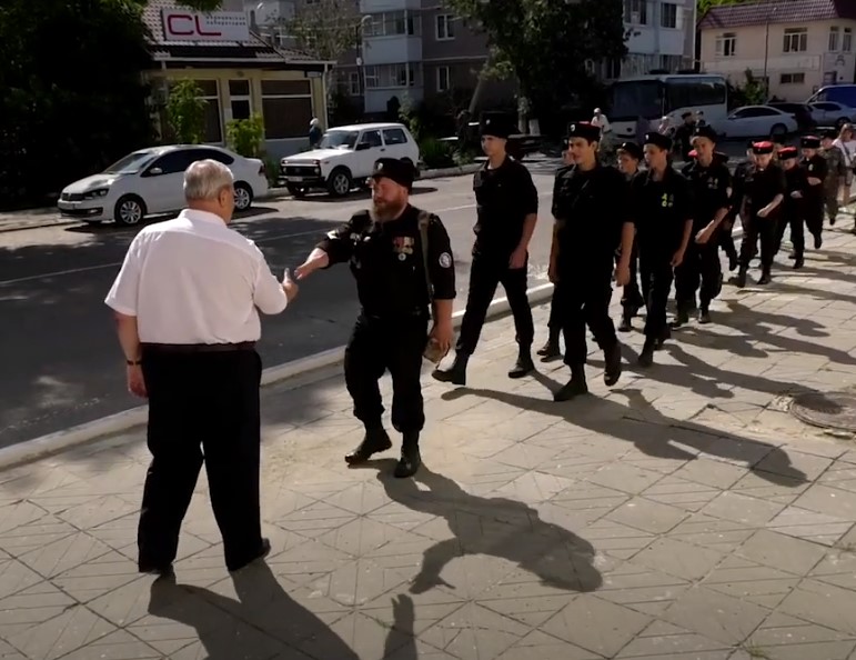 Крымский район посетили воспитанники ВПК «Казачья слобода» из Курганинского района.⠀