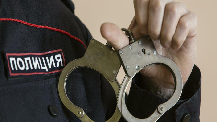 В Крымске сотрудники уголовного розыска задержали подозреваемого в совершении квартирной кражи