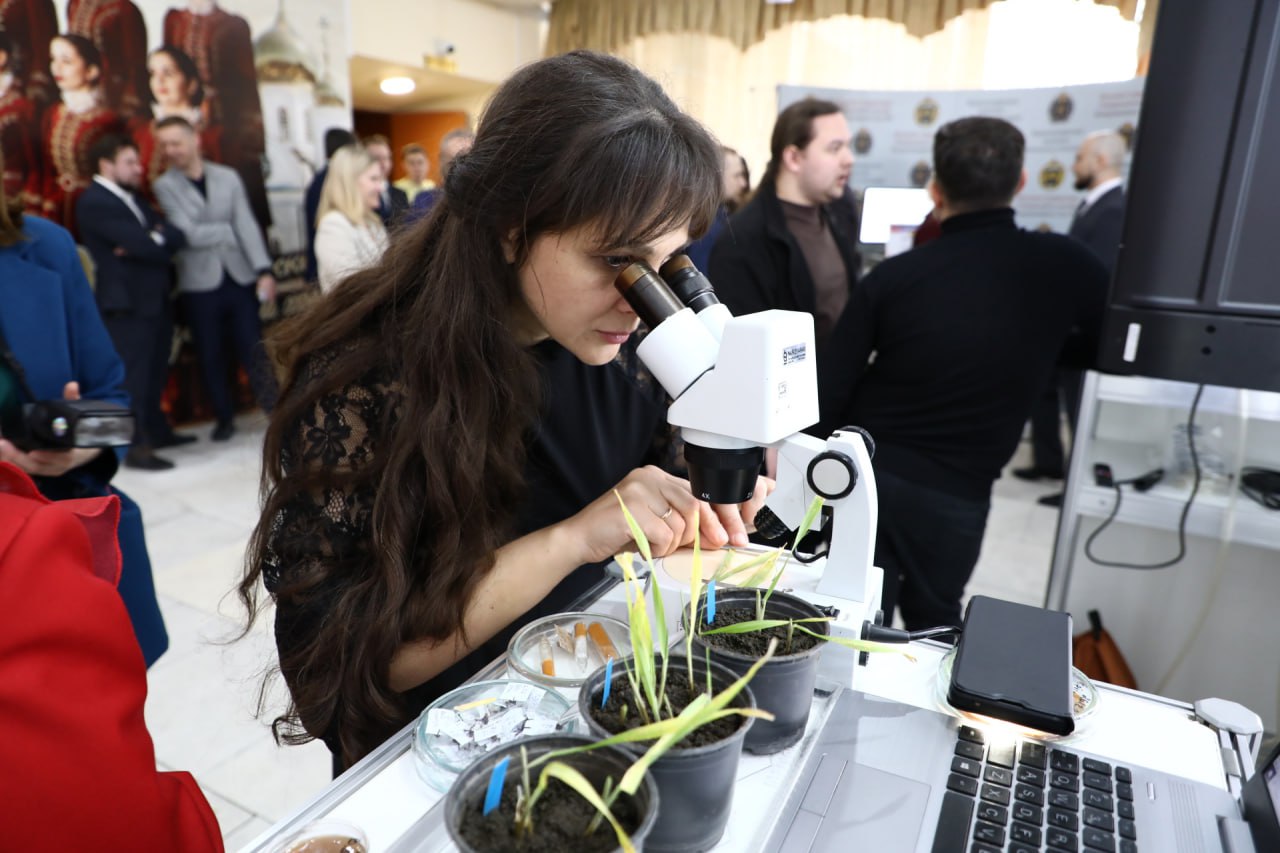 Вениамин Кондратьев оценил разработки ученых Краснодарского края